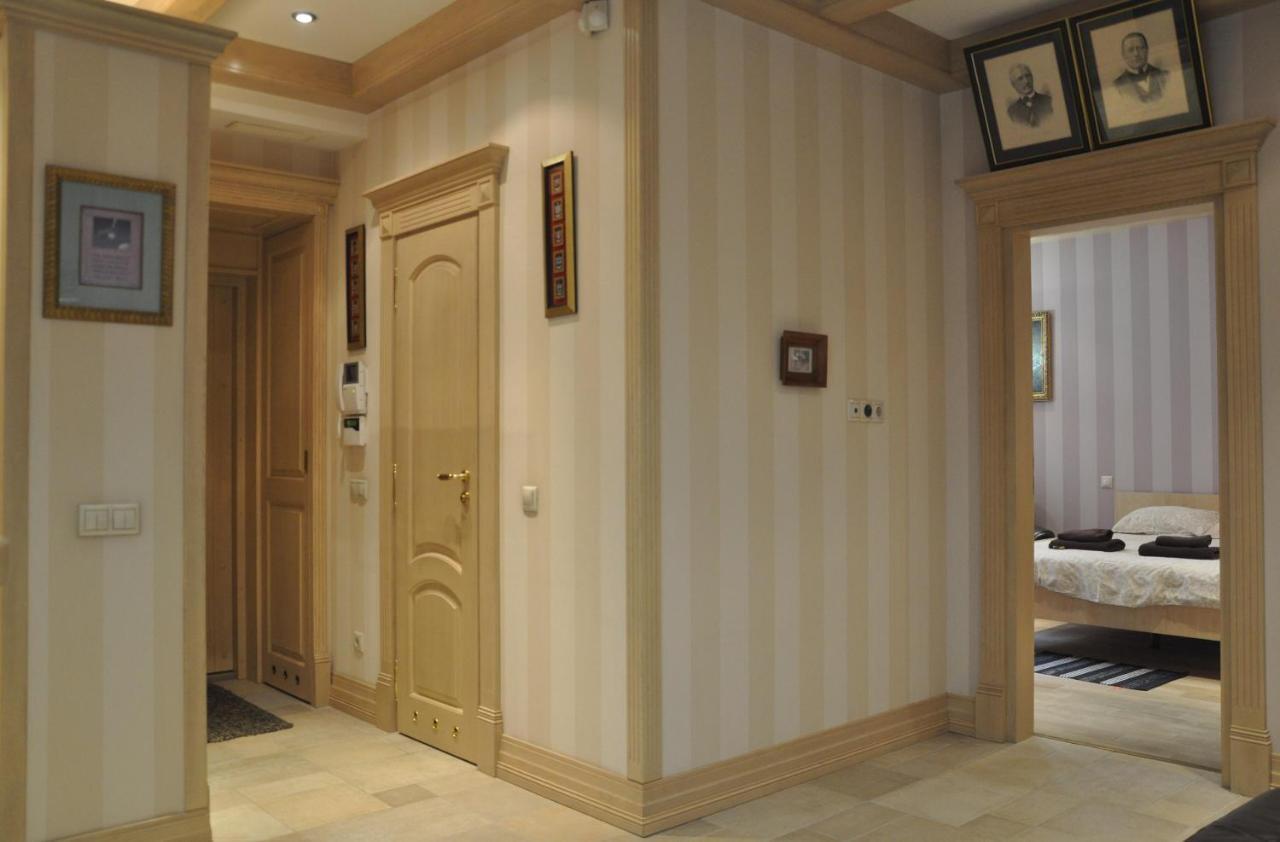 Apartments In Lviv Center エクステリア 写真
